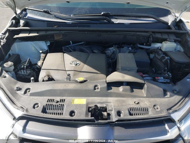 Toyota Highlander Xle 2017 5TDKZRFH4HS515673 Image 10