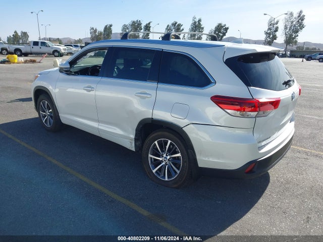 Toyota Highlander Xle 2017 5TDKZRFH4HS515673 Image 3