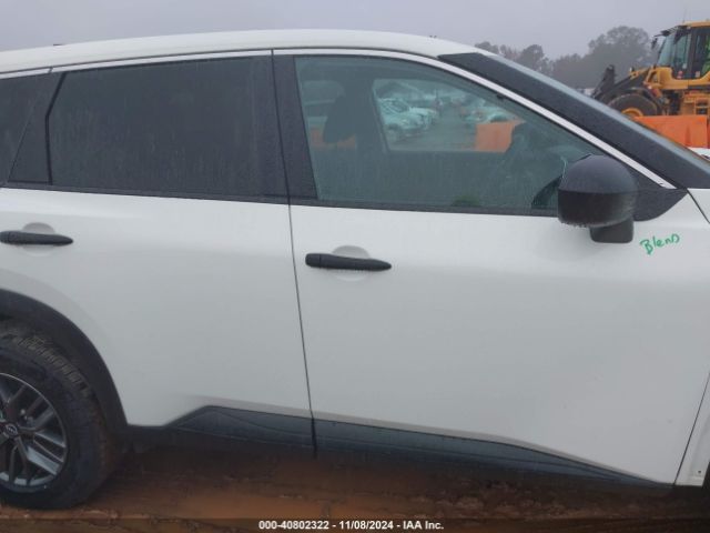 5N1BT3AA5RC713184 Nissan Rogue S Fwd