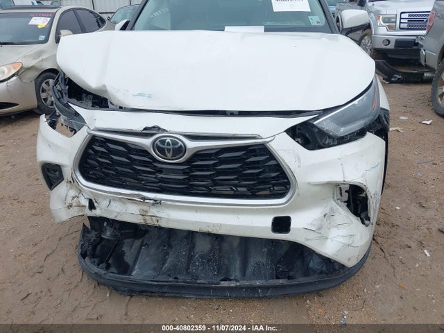Toyota Highlander Xle 2021 5TDGZRAH8MS522617 Image 13