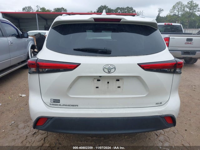 Toyota Highlander Xle 2021 5TDGZRAH8MS522617 Image 17