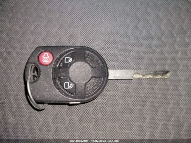 1FMCU9GD7JUC71173 Ford ESCAPE SE