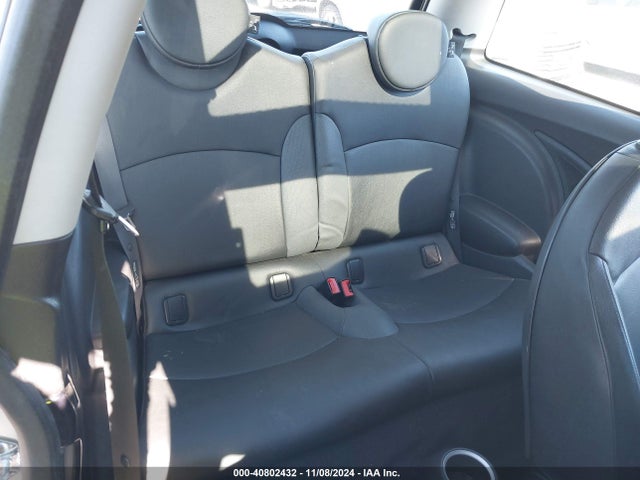 2009 MINI COOPER WMWMF33509TW71038 Photo 7
