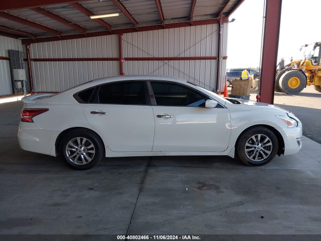 Nissan Altima 2.5 S 2015 1N4AL3AP7FC128449 Image 13