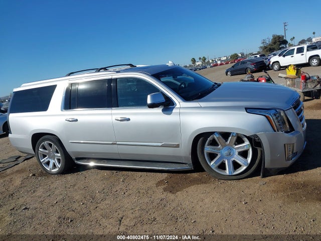 1GYS4JKJ7HR211691 Cadillac Escalade Esv Premium Luxury