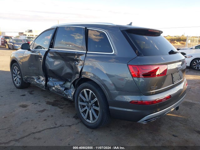 Audi Q7 45 Premium 2019 WA1LHAF73KD022807 Image 3