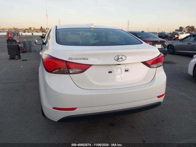 Hyundai ELANTRA SE 2014 5NPDH4AE8EH497143 Image 16