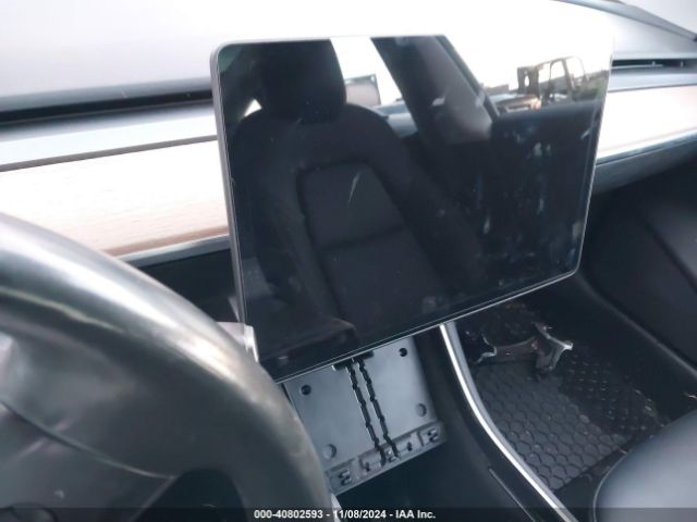 5YJ3E1EB2JF115166 Tesla Model 3 Long Range/performance