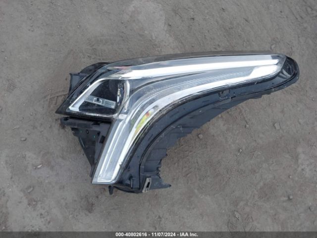 1GYKNARS0HZ261439 Cadillac Xt5 Standard