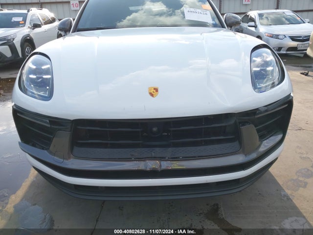 Porsche Macan T 2023 WP1AA2A55PLB20505 Image 17