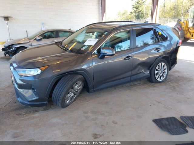 2T3A1RFV1MC171710 Toyota Rav4 Xle Premium