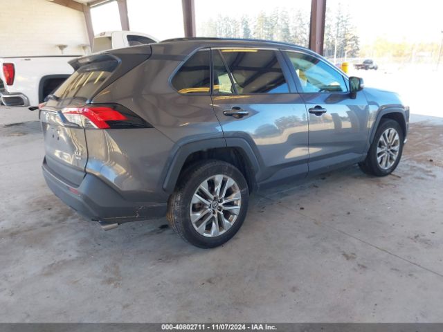 2T3A1RFV1MC171710 Toyota Rav4 Xle Premium