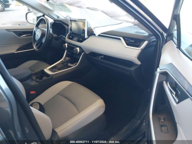 2T3A1RFV1MC171710 Toyota Rav4 Xle Premium