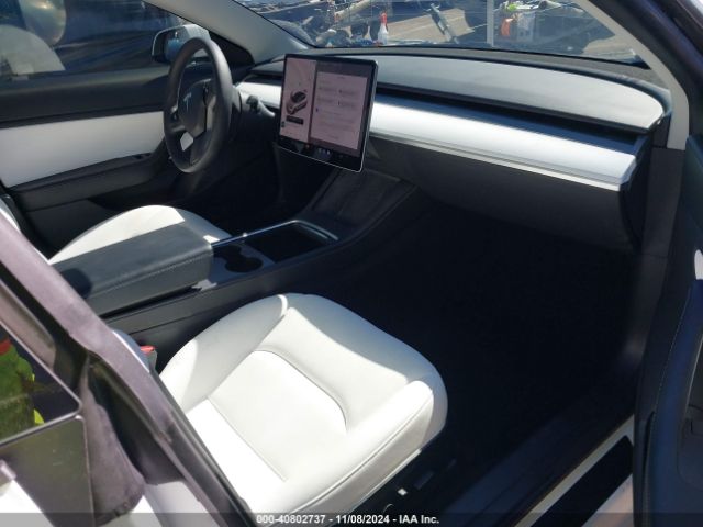 2021 TESLA MODEL 3 5YJ3E1EB8MF868916 Photo 4