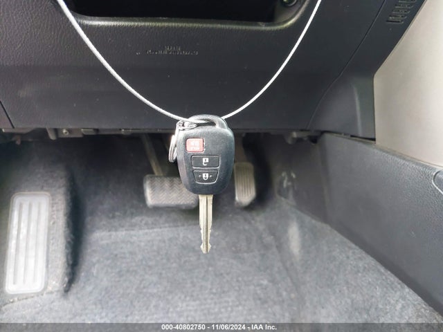 Toyota Rav4 Xle 2015 2T3WFREV1FW216395 Image 11