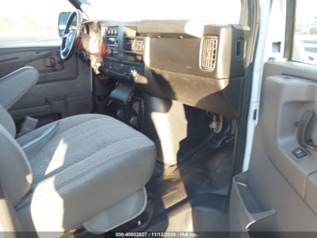 1GCWGFCF6F1152182 Chevrolet Express 2500 Work Van