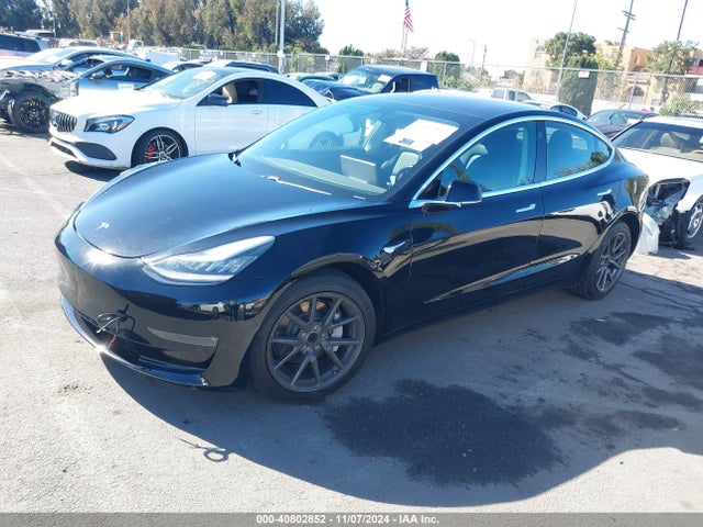 2018 TESLA MODEL 3 5YJ3E1EA1JF151745 Photo 1