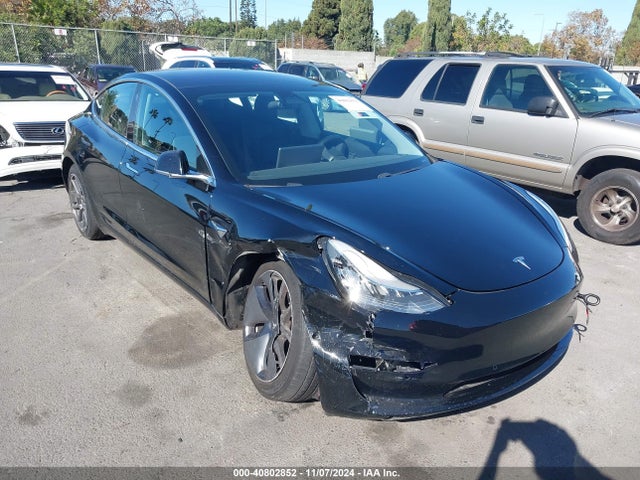 2018 TESLA MODEL 3 5YJ3E1EA1JF151745 Photo 5