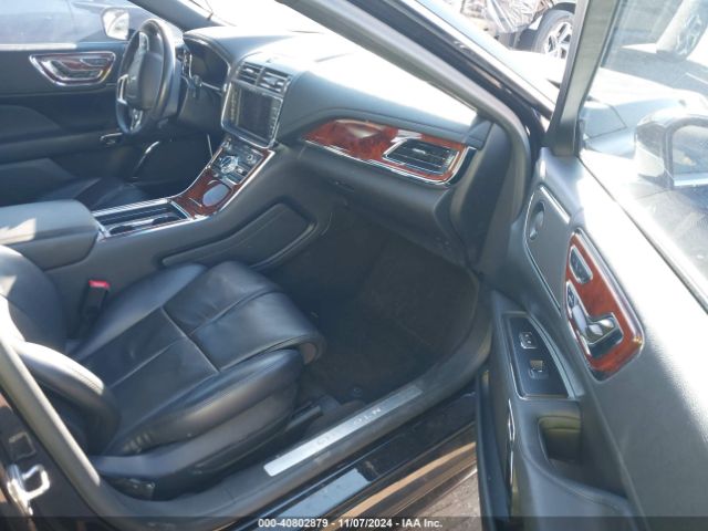 1LN6L9NP3L5603328 Lincoln Continental Reserve