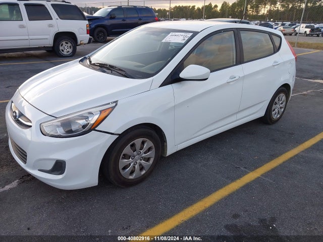 Hyundai ACCENT SE 2017 KMHCT5AE2HU315037 Image 2
