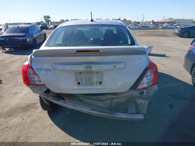 Nissan Versa 1.6 S+ 2018 3N1CN7APXJL854746 Image 17