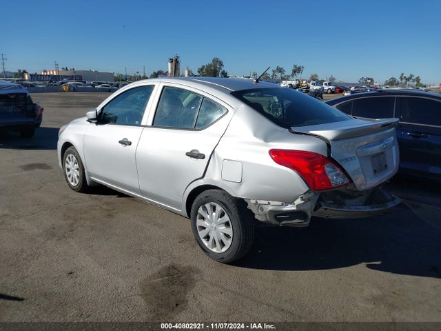 Nissan Versa 1.6 S+ 2018 3N1CN7APXJL854746 Image 3
