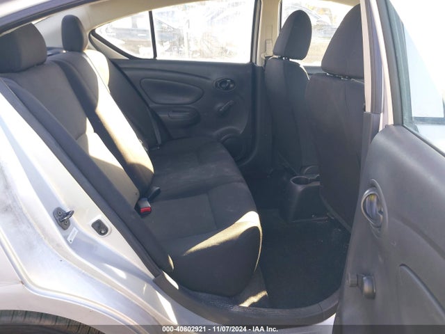 Nissan Versa 1.6 S+ 2018 3N1CN7APXJL854746 Image 8