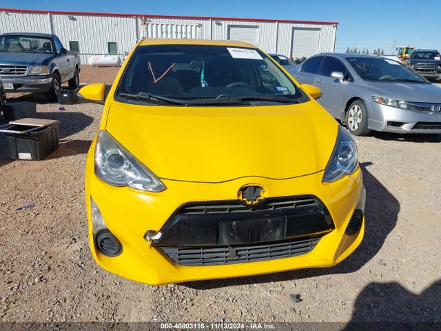 Toyota Prius C Two 2015 JTDKDTB37F1097500 Image 12