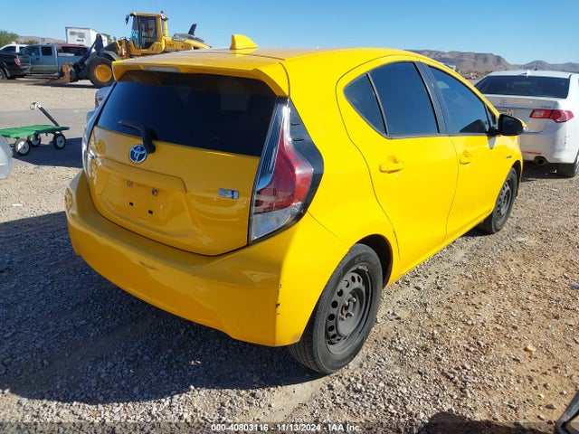 Toyota Prius C Two 2015 JTDKDTB37F1097500 Image 4
