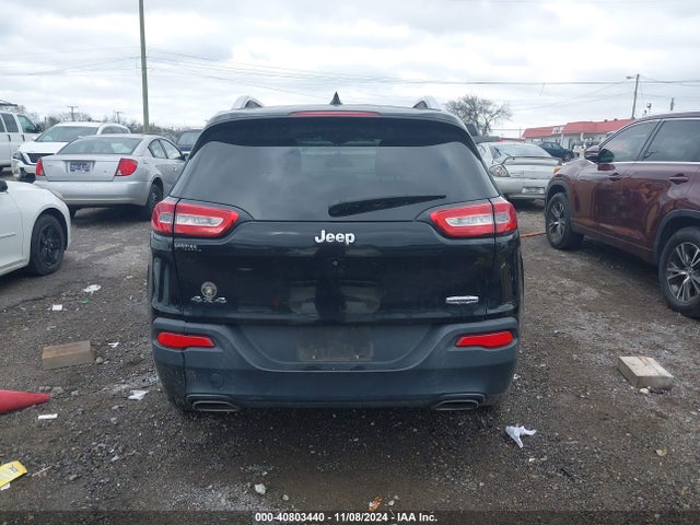 1C4PJMCS3GW321120 Jeep Cherokee Latitude