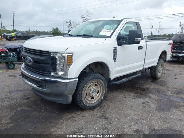 Ford F-250 Xl 2019 1FTBF2B62KEF63495 Image 2