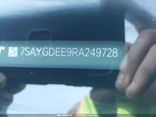 2024 TESLA MODEL Y 7SAYGDEE9RA249728 Photo 8