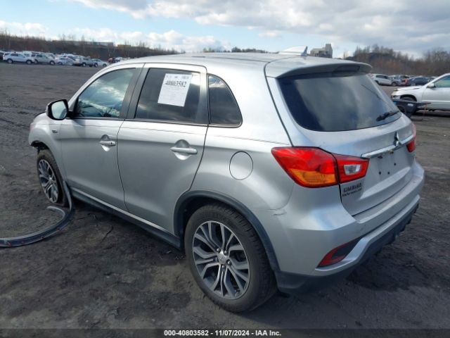 2018 MITSUBISHI OUTLANDER SPORT JA4AR3AU9JZ004584 Photo 2