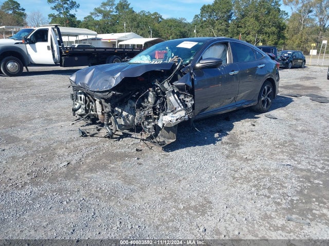 Honda Civic Touring 2017 2HGFC1F90HH630154 Image 2
