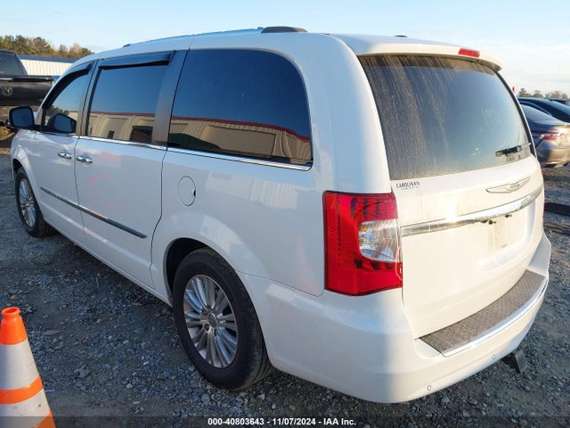2C4RC1JG9FR700002 Chrysler Town & Country Limited