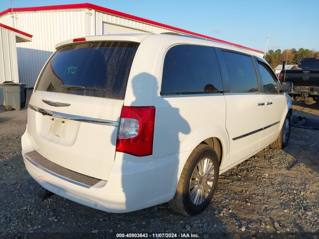2C4RC1JG9FR700002 Chrysler Town & Country Limited