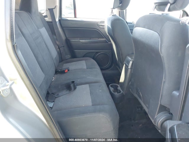 1C4NJCBA8GD568378 Jeep Compass Sport
