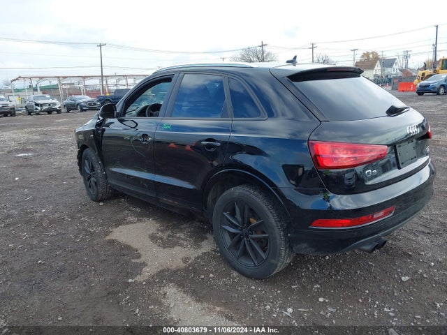 WA1ECCFS5JR032053 Audi Q3 2.0t Premium/2.0t Sport Premium