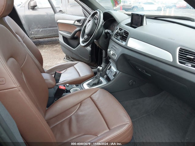 WA1ECCFS5JR032053 Audi Q3 2.0t Premium/2.0t Sport Premium