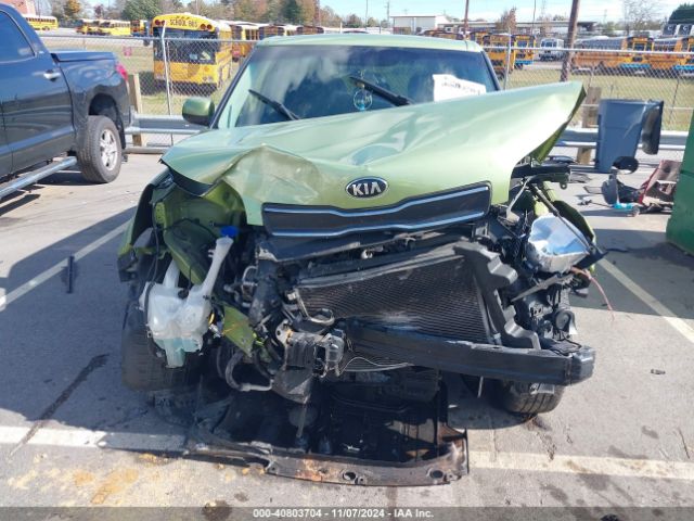 KNDJN2A24H7881760 KIA Soul