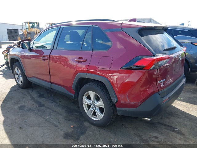 Toyota Rav4 Xle 2019 JTMP1RFV8KD029650 Image 3