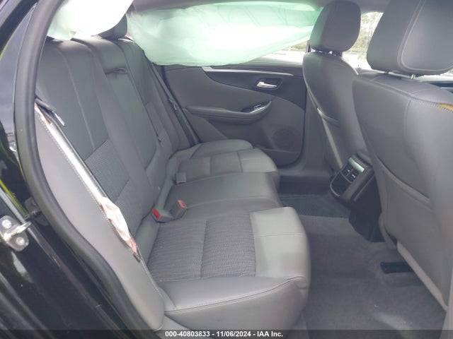 Chevrolet IMPALA 1LT 2017 2G1105SA8H9163397 Image 8