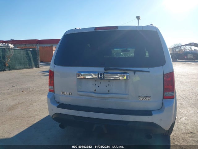 Honda Pilot Touring 2014 5FNYF4H97EB036630 Image 17
