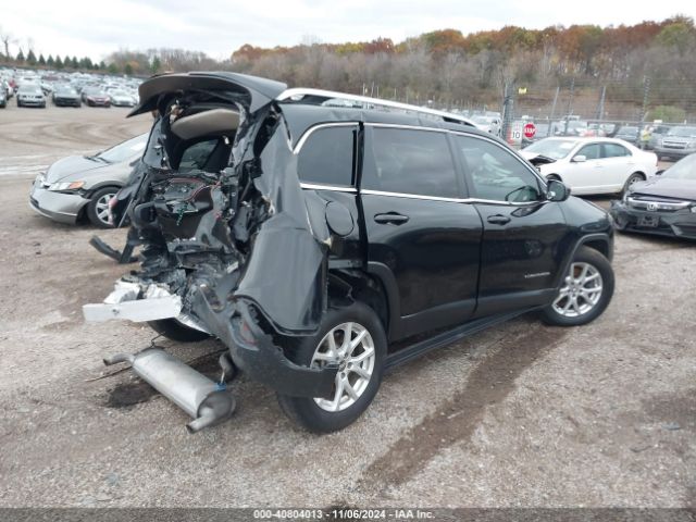 1C4PJMCS1GW241766 Jeep Cherokee Latitude