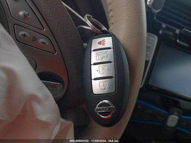 1N4AZ0CP4EC333641 Nissan LEAF SV