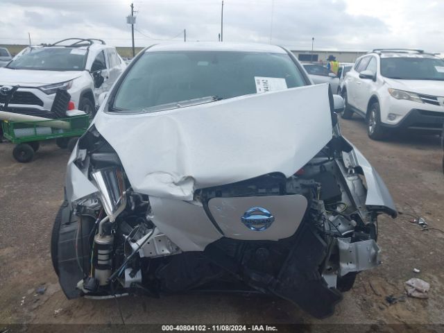 1N4AZ0CP4EC333641 Nissan LEAF SV