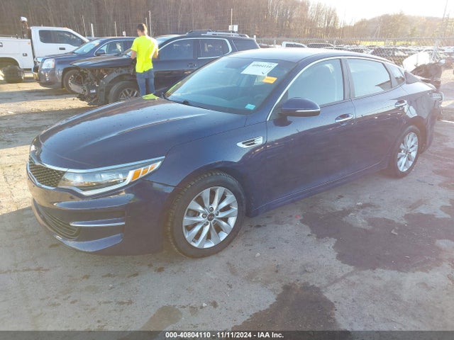 KIA Optima Lx 2017 5XXGT4L38HG146773 Image 2