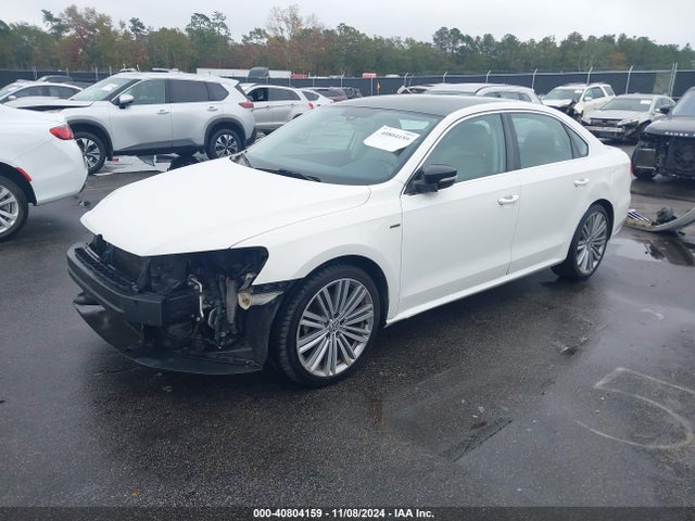 1VWBT7A36EC098679 Volkswagen Passat 1.8t Sport
