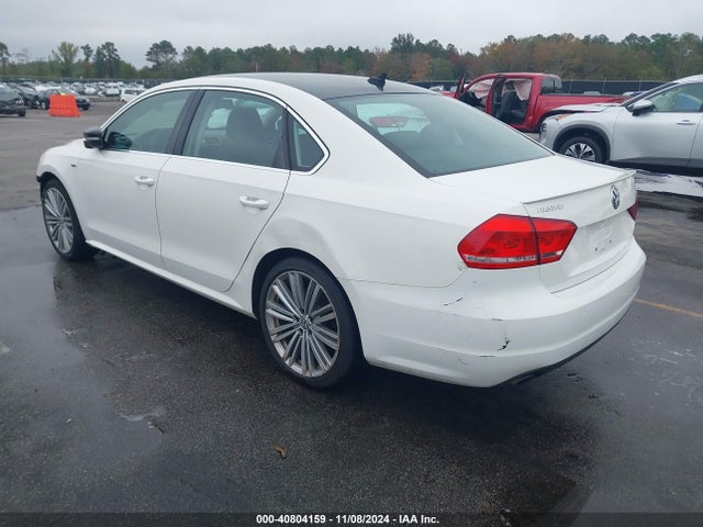 1VWBT7A36EC098679 Volkswagen Passat 1.8t Sport