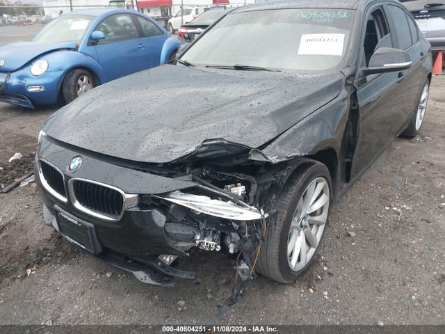 BMW 320i 2018 WBA8A9C57JAD26935 Image 6